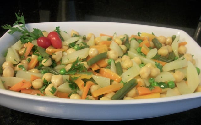 Salada de grão-de-bico