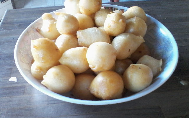bolinhos de queijo de trigo com fecula sem leite e sem ovo