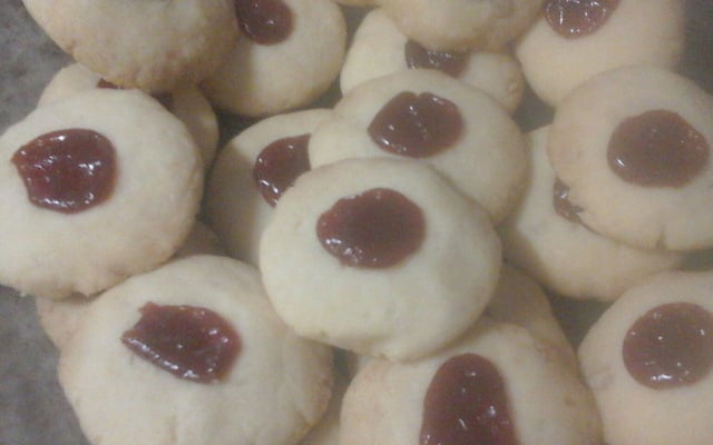 Biscoito amanteigado de goiabada