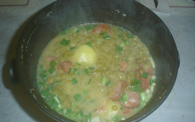 Sopa de ervilha by Neneli