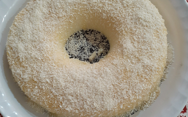 Bolo de tapioca gelado