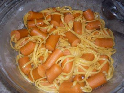 Macarrão com Salsicha