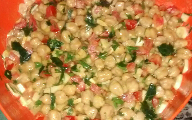 Salada de grão-de-bico