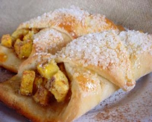 Pão de mandioca com recheio doce