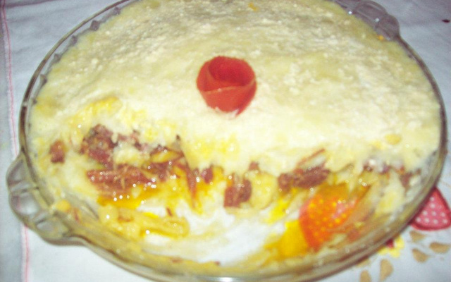 Escondidinho de carne seca