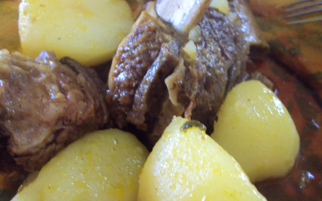Costela Bovina com Batata
