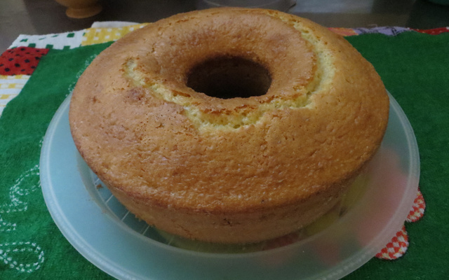 Bolo de leite de coco de liquidificador