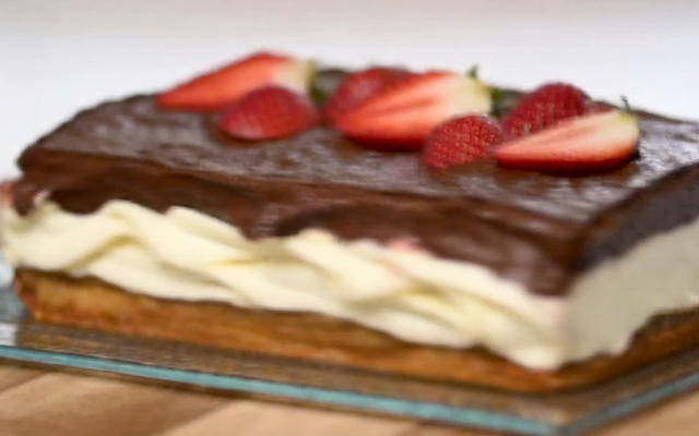 Bombom aberto de morango