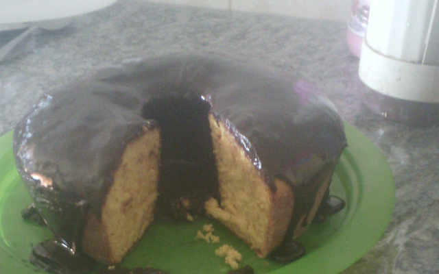 Calda leve de chocolate para bolo