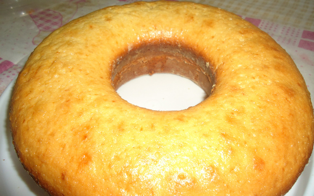 Bolo simples de fubá