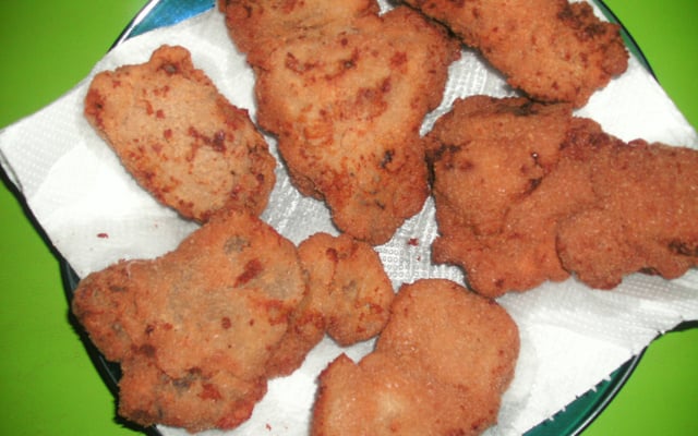 Filé de frango empanado