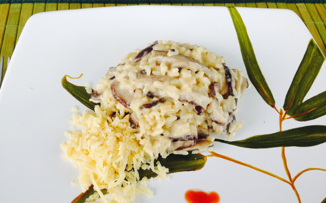 Risoto de cogumelos frescos