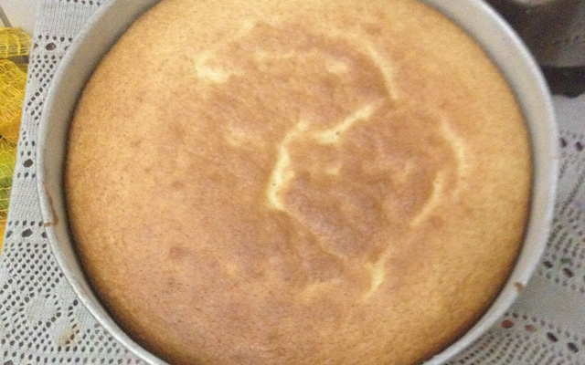 Bolo de laranja com calda