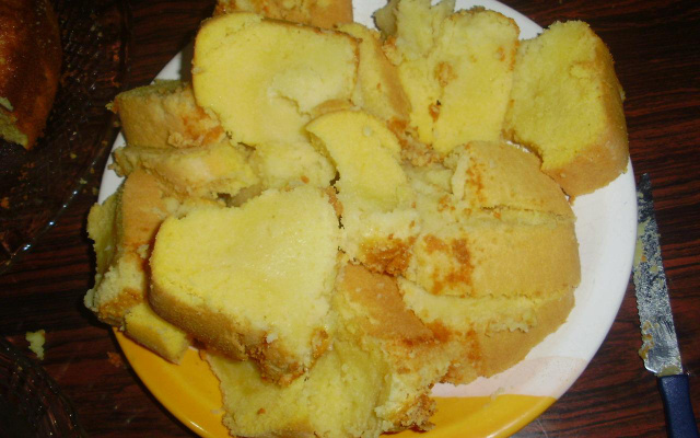 Bolo cremoso de fubá