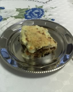 Berinjela com carne moída e bacon