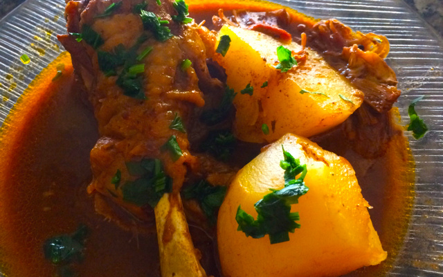 Galinha ao molho pardo