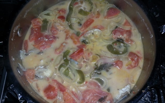 Moqueca de peixe e camarão