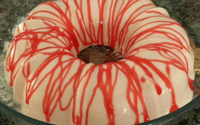 Pudim de maria-mole de morango