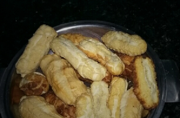 Biscoitos de polvilho fritos