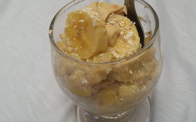 Sobremesa fácil banana e aveia