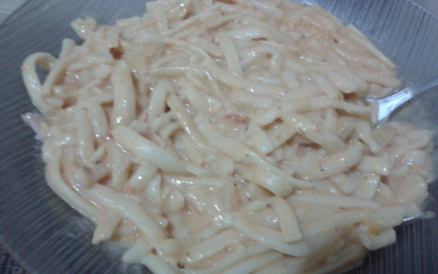 Macarrão cremoso fácil