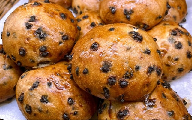 Pão de Nutella com gotas de chocolate redondo e fofinho