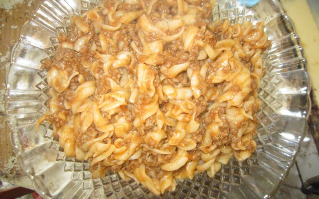 Macarrão com carne moída