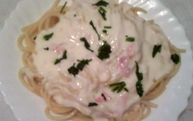 Molho branco com presunto