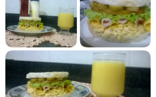 Sanduíche de frango com creme de milho