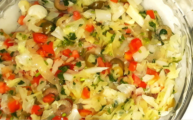 Salada de repolho com maionese