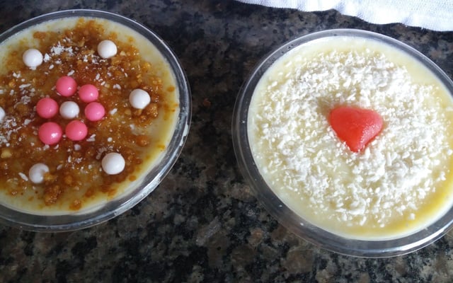 Bolo de pote (creme com abacaxi e com morango)