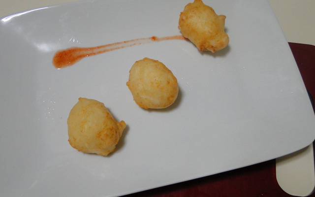 Bolinho de batata com tabasco