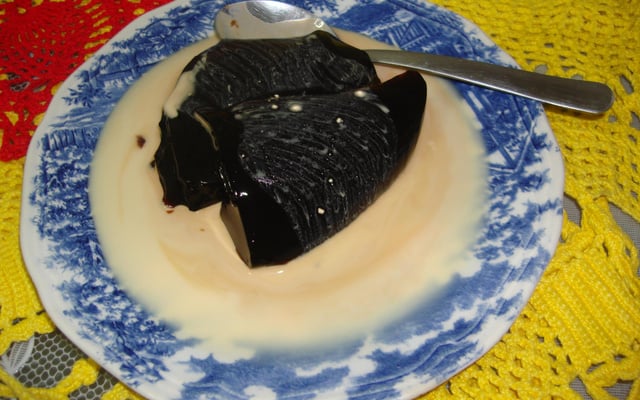 Gelatina de Café com Calda da Claudiakucau