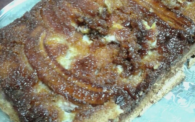 Bolo de banana fácil e sem leite