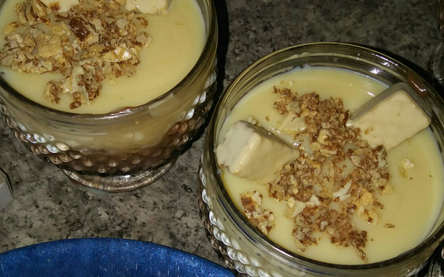 Pavê de biscoito wafer com cobertura de chocolate