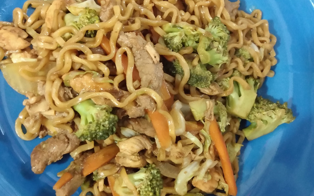 Yakissoba simples da Marcelle