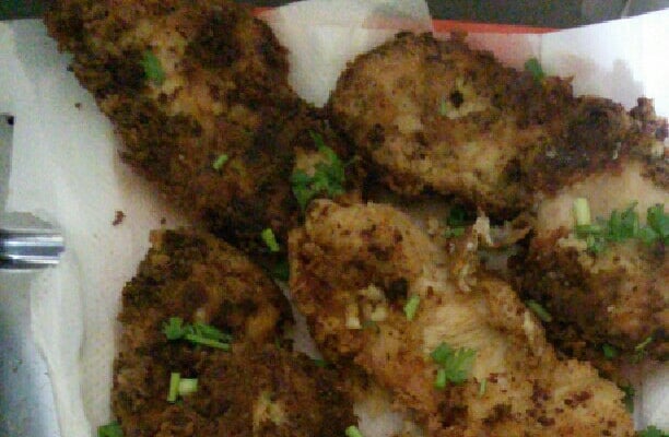 Frango empanado com maionese