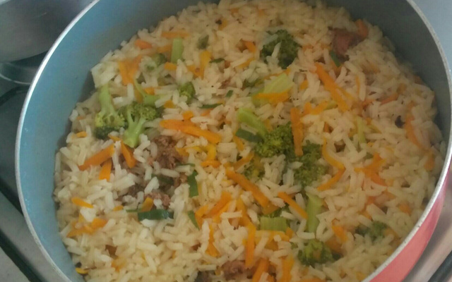 Arroz com brócolis fácil