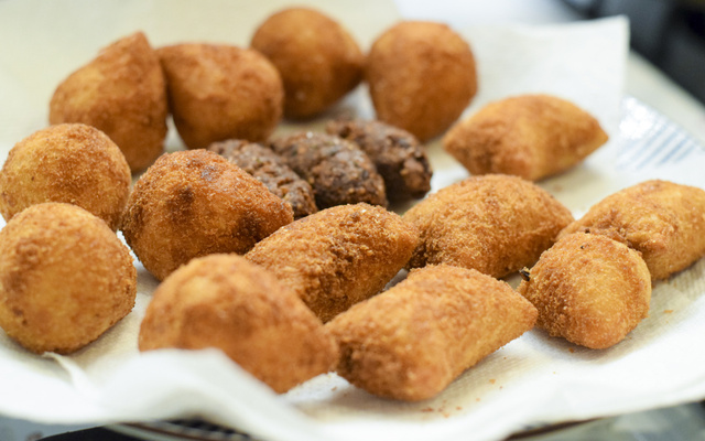 Coxinha  maravilhosa da mamãe (com massa de legumes)