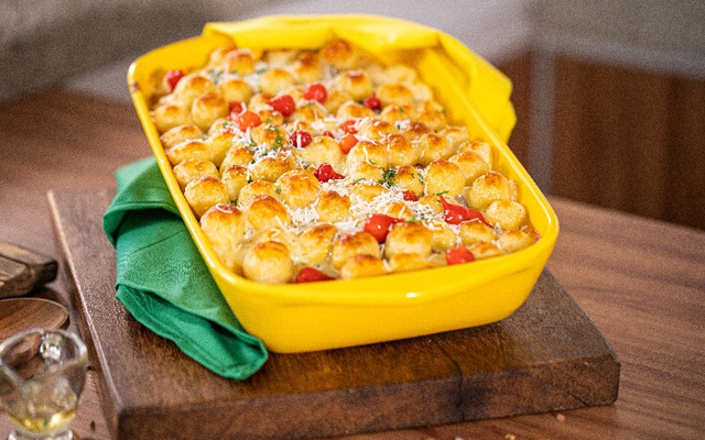 Escondidinho de camarão com batata noisette