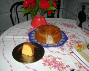 Bolo de fubá da preguiçosa