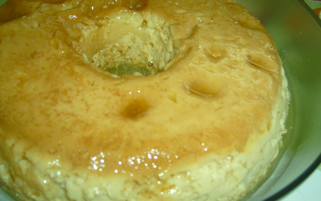 Pudim simples e cremoso