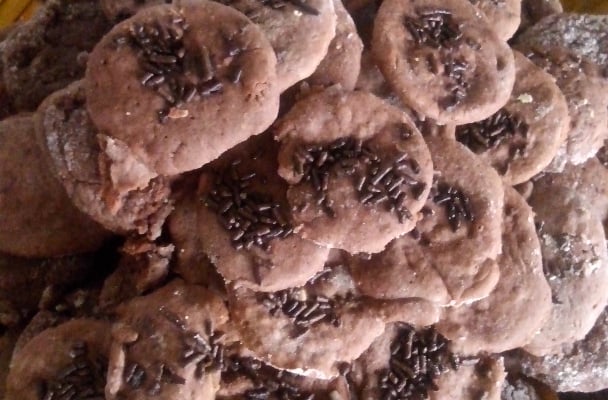 Biscoito de chocolate econômico