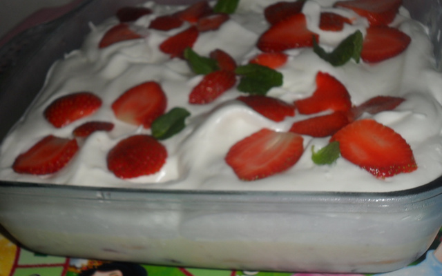 Pavê de morango da Lene