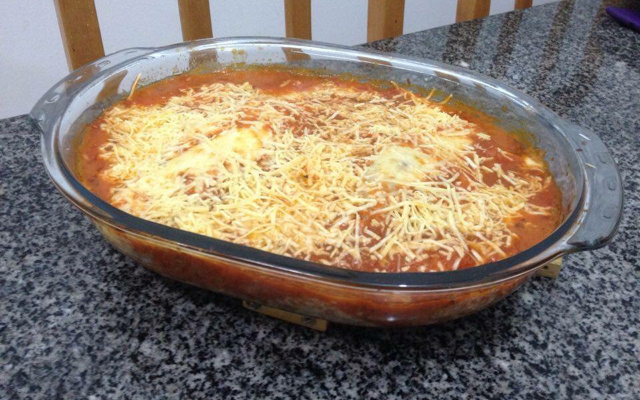 Filé de tilápia à parmegiana