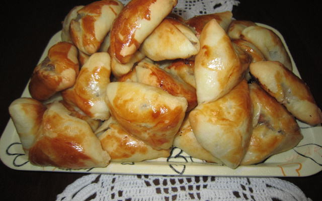 Esfiha da Tia Nenê - fácil - fácil