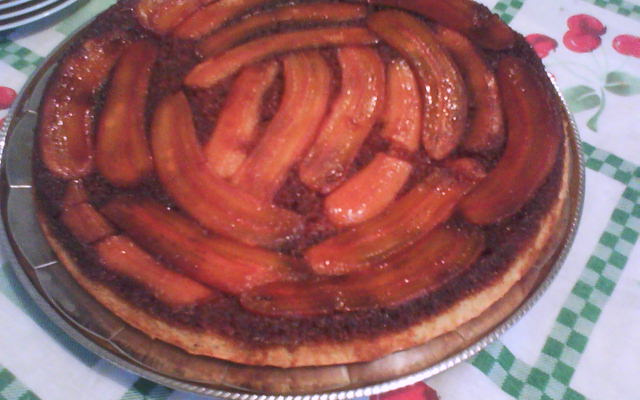 Torta caramelizada de banana