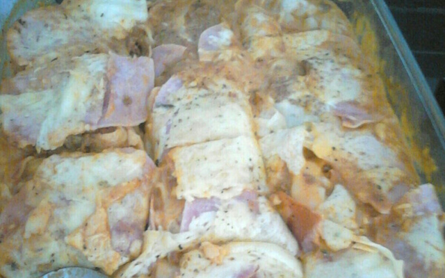 Lasanha de talharim ao molho rosê