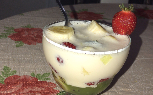 Salada de Frutas com Whey
