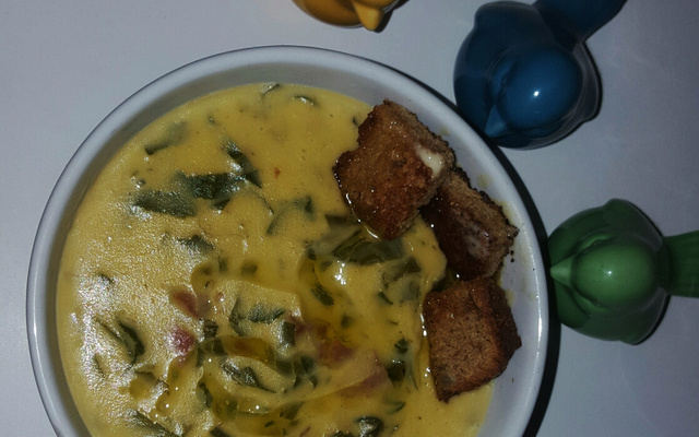 Caldo verde de batata baroa